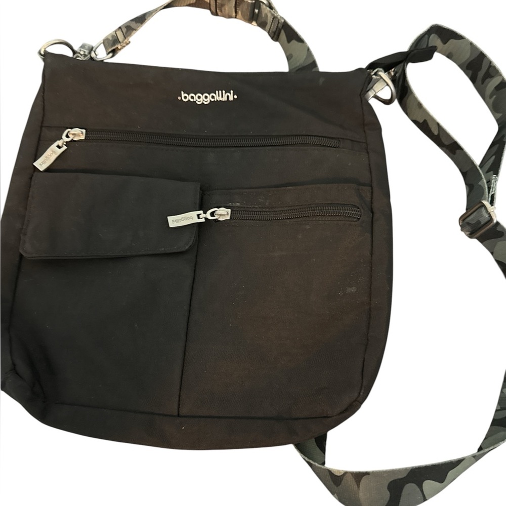 Baggallini Crossbody Bag with Camo Strap